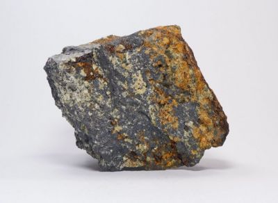 Schoenfliesit, helvin - Zlatý Kopec u Jáchymova